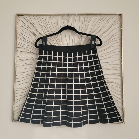 Ann Taylor Black White Windowpane Pull On Knit Sweater Skirt Size Small - Picture 2 of 5